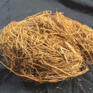 vetiver roots